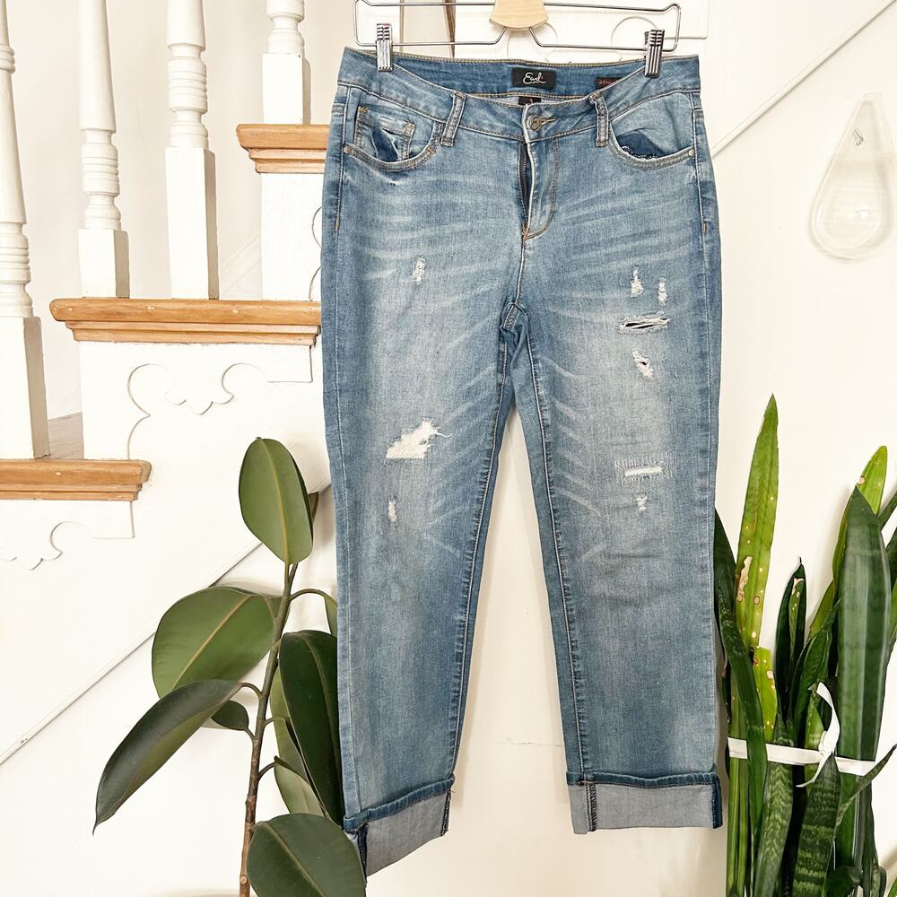 Earl Jean Straight Leg Cuffed Light Wash Distressed Stretch Denim Size 8